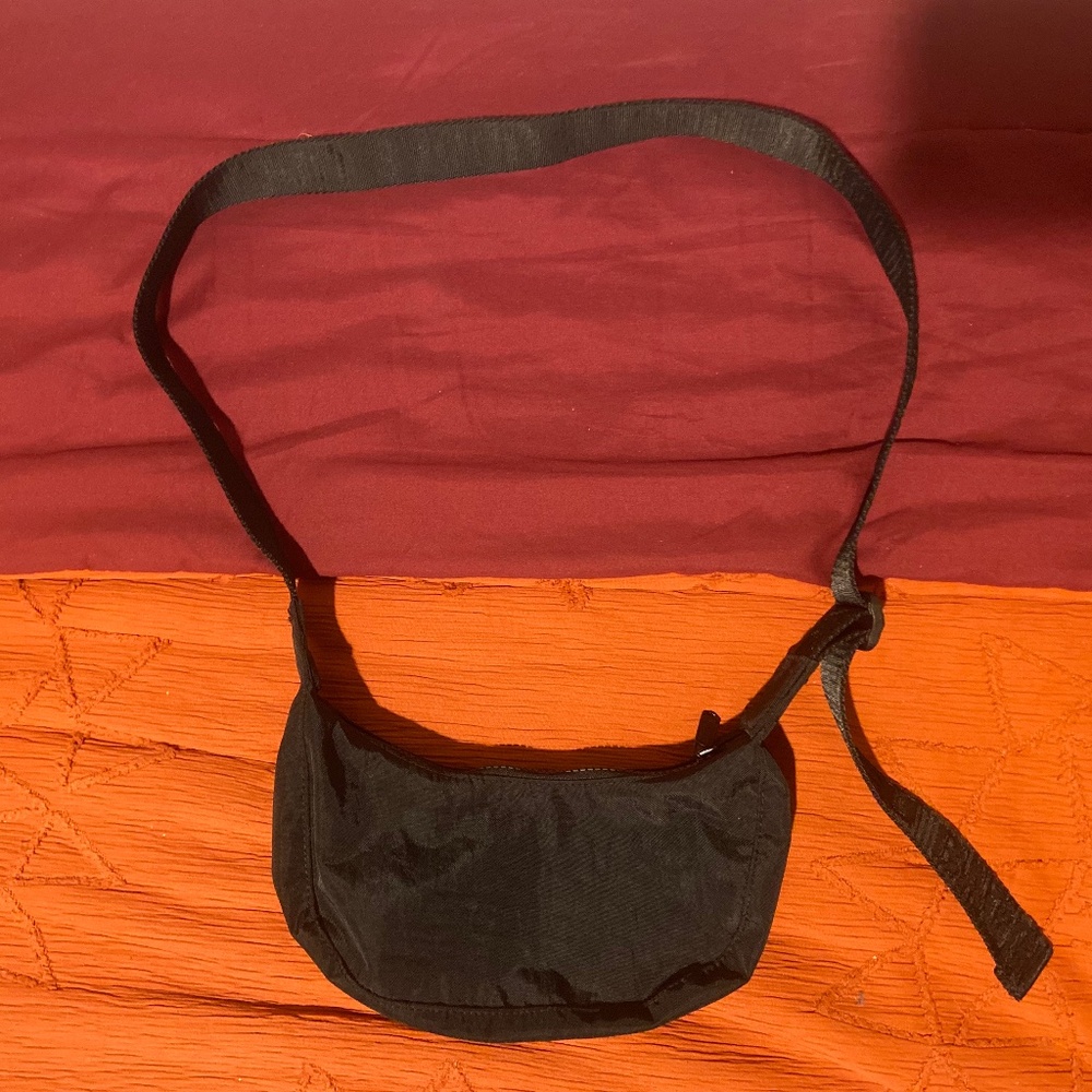 Baggu UO Exclusive Mini Nylon Crescent Black